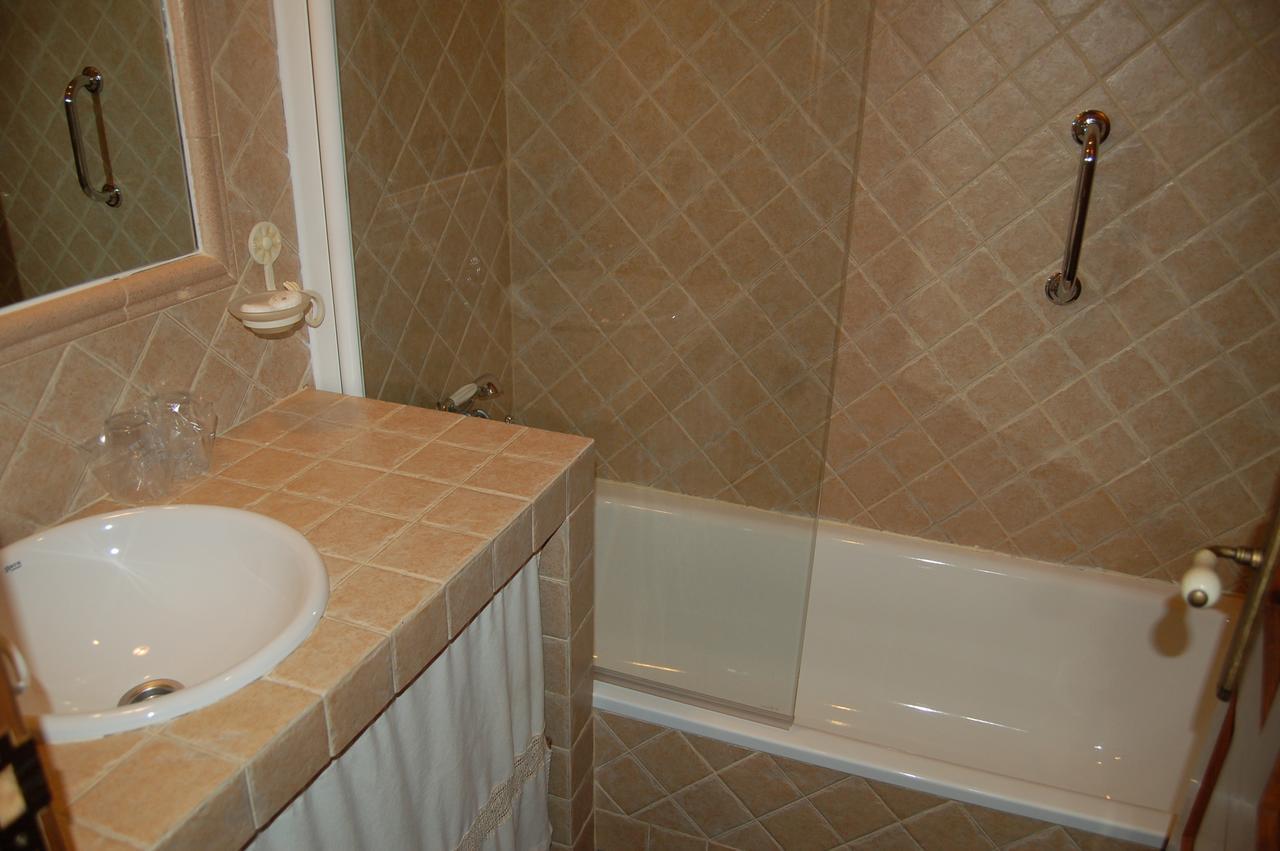 Hotel Rural Villa Matilde มัลปาร์ติดา เด กาเซเรส ห้อง รูปภาพ