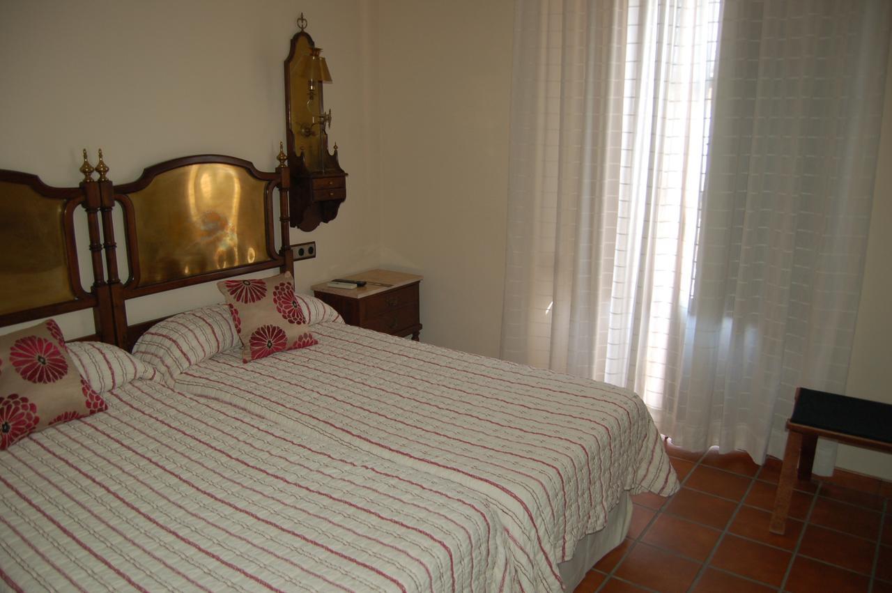 Hotel Rural Villa Matilde มัลปาร์ติดา เด กาเซเรส ภายนอก รูปภาพ
