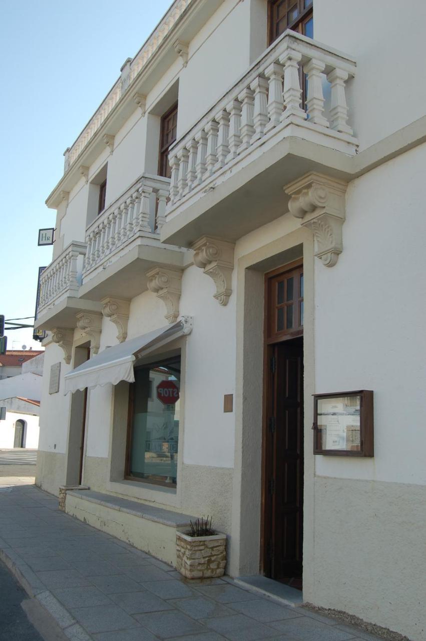 Hotel Rural Villa Matilde มัลปาร์ติดา เด กาเซเรส ภายนอก รูปภาพ